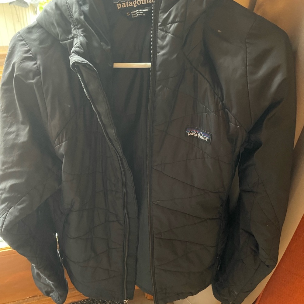 Patagonia Women’s small down coat